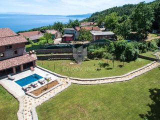 Opatija, okolica, čudovita posest v gozdni idili
