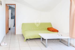 PRILOŽNOST! Ponudba prostornega apartmaja v Rovinju