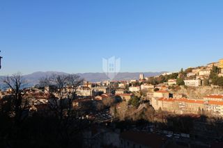 Apartmaj Bulevard, Rijeka, 75m2