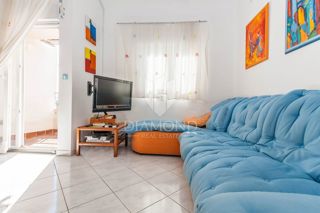 Novigrad, okolica! Apartma le 200 m od morja!