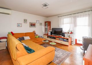 EKSKLUZIVNO! Rovinj, apartma in zemljišče, 300 m od plaže
