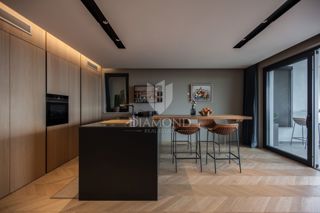 Novigrad, moderno stanovanje 100m2 s čudovitim pogledom na morje!