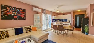 Novigrad, okolica, čudovita enonadstropna hiša z bazenom!