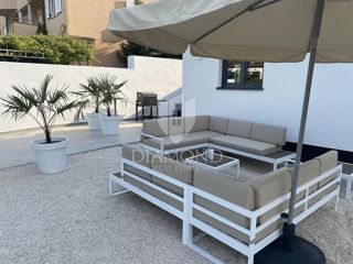 Premantura, Lep apartma z dvoriščem