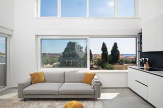 Luksuzni penthouse 200m od morja, Fažana! 