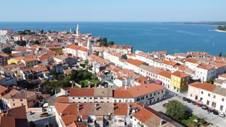 Poreč – kmetijsko zemljišče 7.175 m² na robu zazidljivega območja