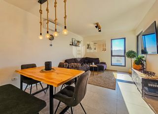 Priložnost! Novigrad, moderno stanovanje 900 m od morja!