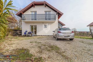 Hiša Kloštar Ivanić, 124m2