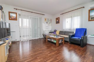 Rovinj, okolica, apartma s stanovanjem na mirni lokaciji