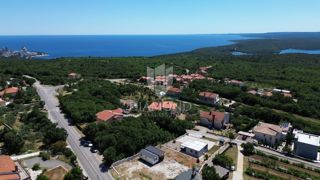 Labin, okolica, gradbeno zemljišče s pogledom na morje