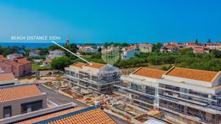 Umag! Luksuzna vila 100 m od morja!
