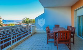Umag, Crveni vrh! Odličen apartma 100 m od morja!