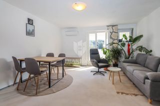 PRILOŽNOST! Štirje apartmaji 100m od plaže v Rovinju