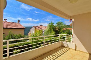Rabac, udobno, prostorno stanovanje