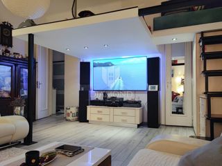 Zagreb, Center! Moderno trisobno stanovanje!