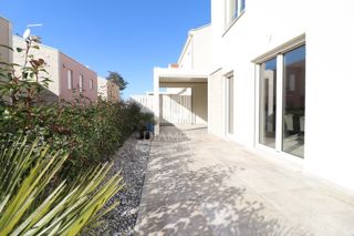 Poreč, okolica, opremljena hiša le nekaj korakov od morja