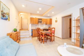 Rovinj, dva studia, prva vrsta do morja - potrebna popolna prenova