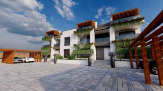 Funtana, dvoetažni apartma 600m od morja!