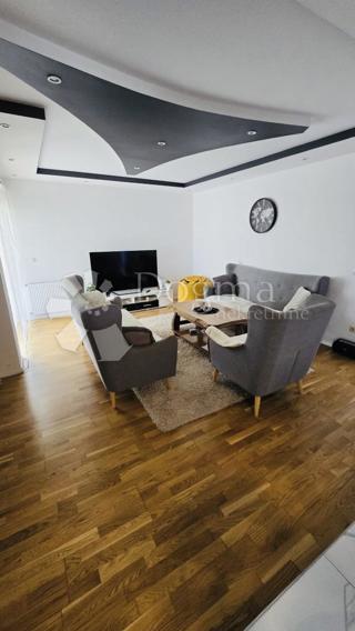 Hiša Donji Desinec, Jastrebarsko - Okolica, 699m2