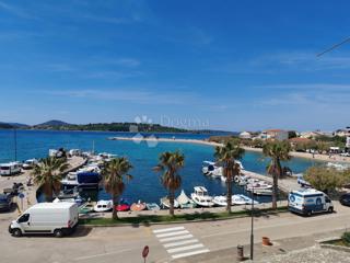 Poslovni prostor Srima, Vodice, 330m2