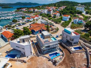 Hiša Murter, 150m2