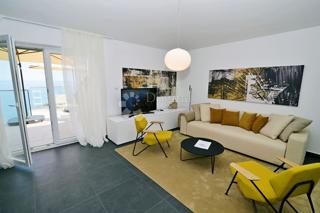 LOVRAN – Ekskluzivno Stanovanje 50 Metrov od Morja