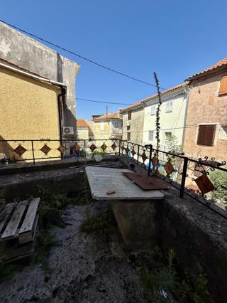 Hiša Omišalj, 120m2