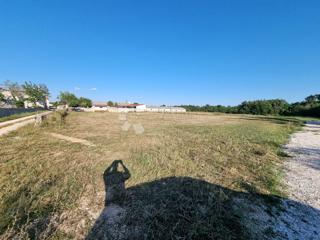 INVESTICIJA/SANJSKI DOM NA PARCELI 701 M2 - Žminj