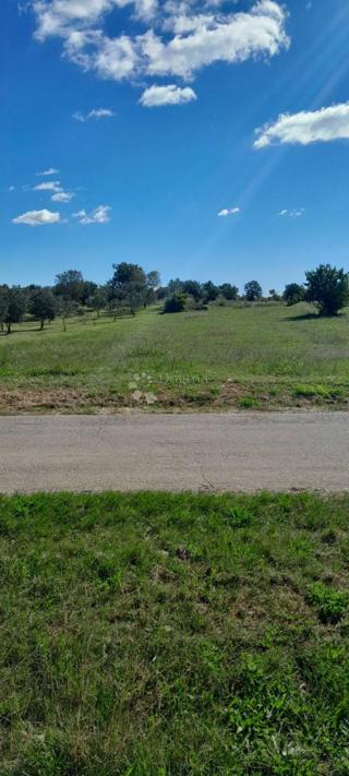 Kmetijsko zemljišče na mirni lokaciji