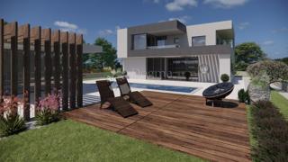 Stavbno zemljišče z gradbenim dovoljenjem za gradnjo družinske hiše z gospodarskim poslopjem in bazenom