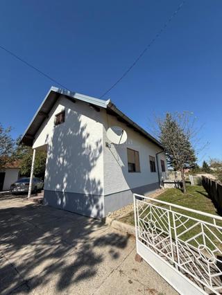 Hiša Lonjica, Vrbovec, 277m2