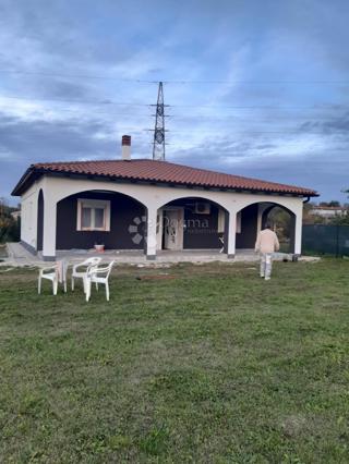 Hiša Valdebek, Pula, 120m2