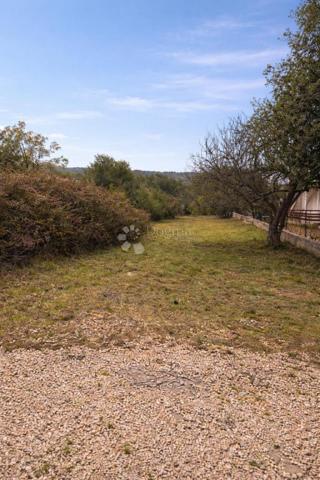 Zazidljivo zemljišče Sukošan, 1.550m2