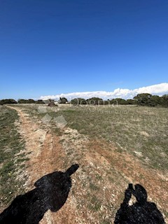 Zemljišče Premantura, Medulin, 1.501m2