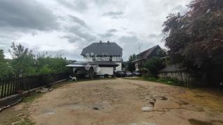 Hiša Prezid, Čabar, 1.000m2