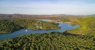 Kmetijsko zemljišče Jadrtovac, Šibenik - Okolica, 9.763m2