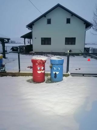 Hiša Jošan, Udbina, 65m2