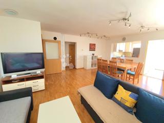 Hiša Kraljevečki Novaki, Sesvete, 373m2