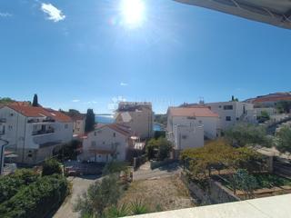 Hiša Okrug Gornji, Okrug, 366m2