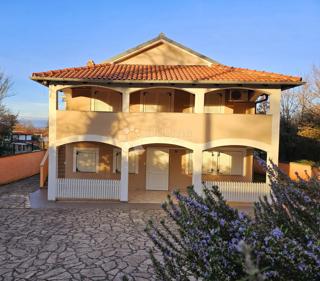 Hiša Duga Uvala, Marčana, 409m2