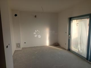 Stanovanje Valdebek, Pula, 93,66m2