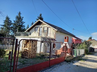 Hiša Gornji Karin, Obrovac, 92m2