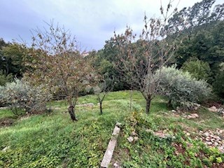 Zemljišče Bregi, Matulji, 665m2