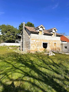 Hiša Dubrava Kod Šibenika, Šibenik - Okolica, 124m2