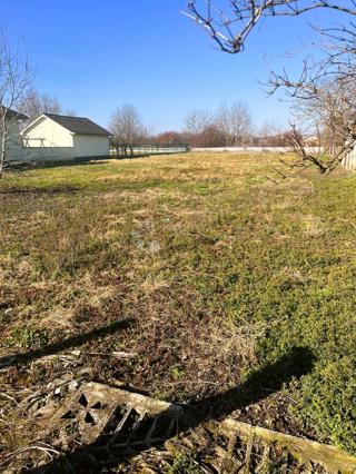 Zazidljivo zemljišče Strahoninec, 1.800m2