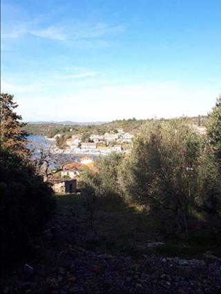 Zazidljivo zemljišče Luka, Sali, 2.150m2
