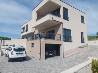 Hiša Vodice, 193,81m2