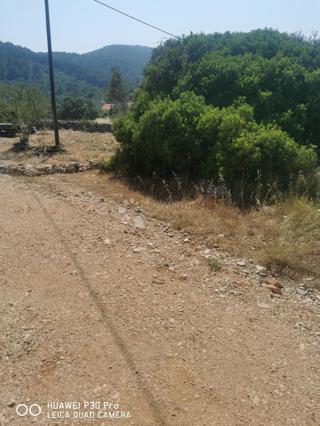 Zazidljivo zemljišče Vela Luka, 649m2