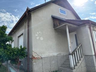 Hiša Bela, Novi Marof, 1.622m2