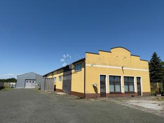 Poslovni prostor Selnik, Maruševec, 670m2